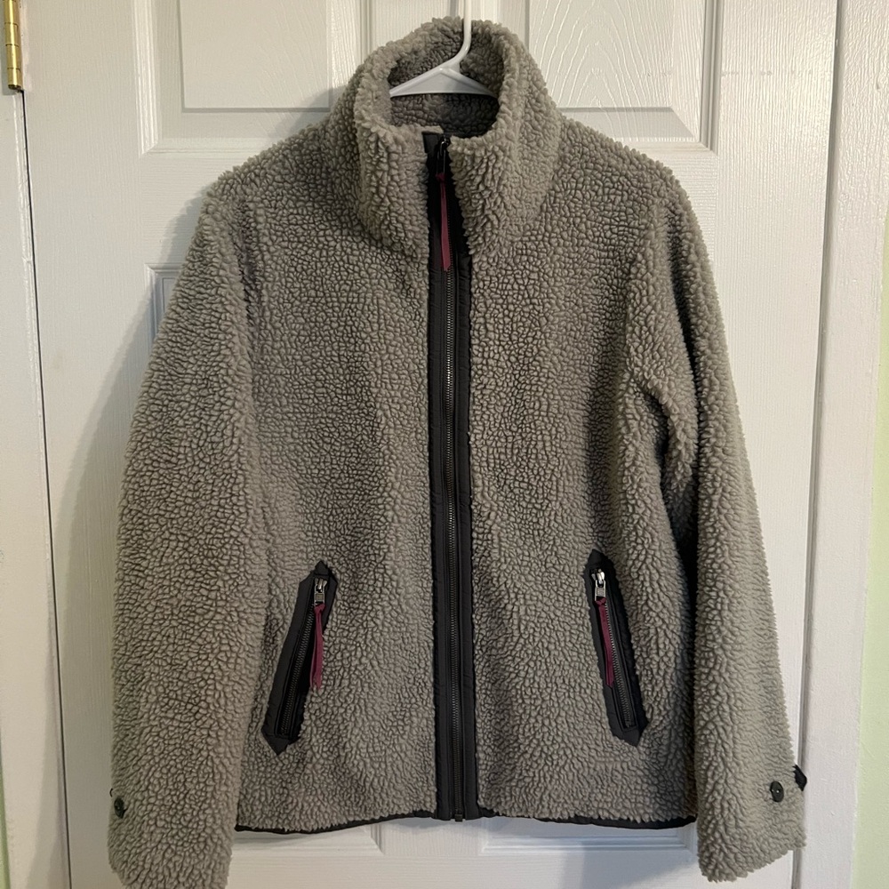 Patagonia Teddy Zip up Jacket